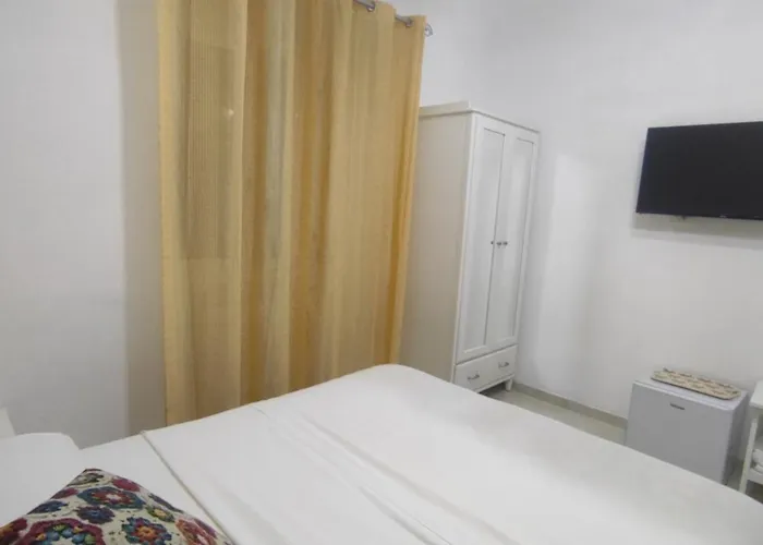 Abid's Palace In Termini 3*